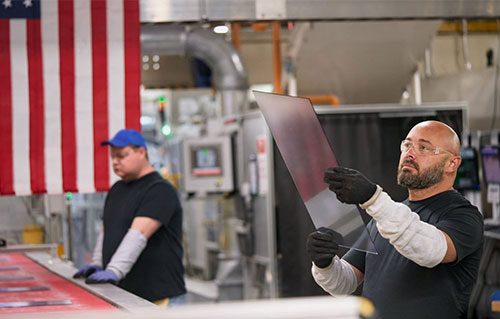 Apple Announces Expansion of U.S. Manufacturing Investment to $600 Billion, Launches 